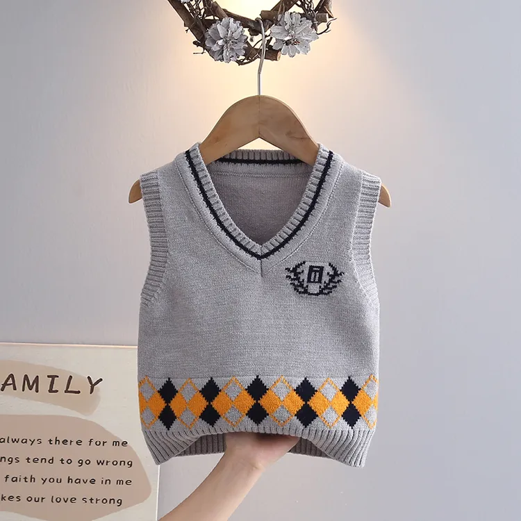 男宝宝针织背心V领洋气2025新款秋装坎肩幼儿童毛衣男童马甲薄款