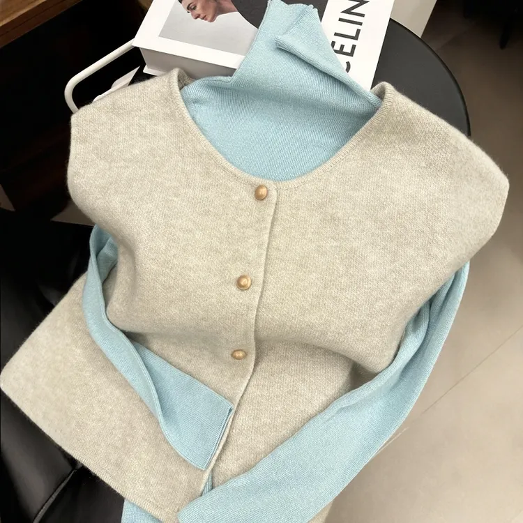 小清新漂亮单排扣针织马甲女秋季氛围感坎肩背心内搭打底衫两件套