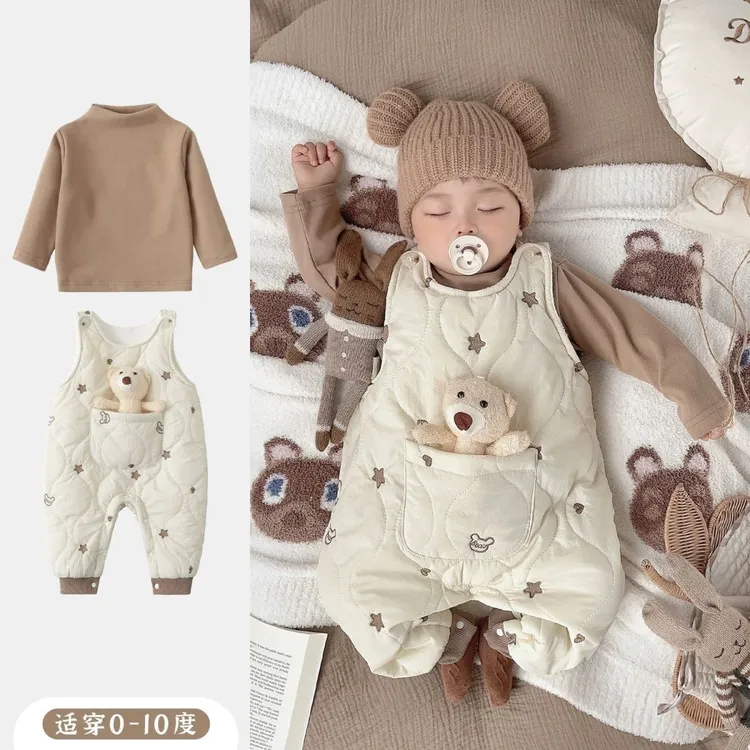 婴儿冬季背带裤套装加绒保暖可爱网红超萌宝宝连体衣春季外穿爬服