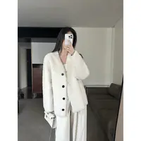 5werkwen 实穿挂 羊毛v领皮草宽松加厚毛外套24-03