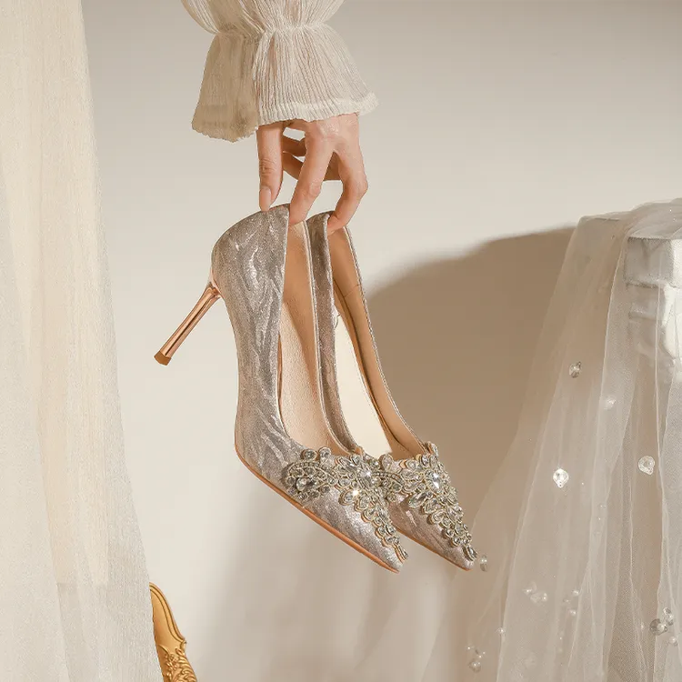 【花漾】尖头高跟鞋女细跟2023年秋冬婚礼新款婚鞋新娘鞋水晶鞋码