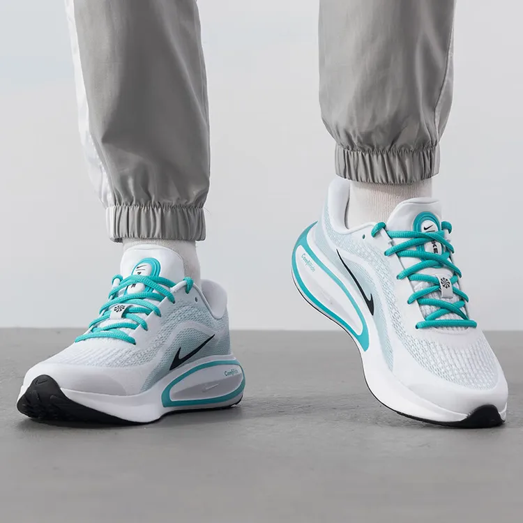 NIKE/耐克2024冬季新款 男鞋Journey Run公路跑鞋透气轻便跑步鞋