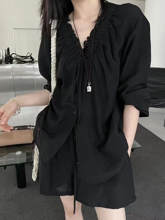 白月光对丝套装长袖上衣女夏v领木耳边绑带衬衫短裤子两件套