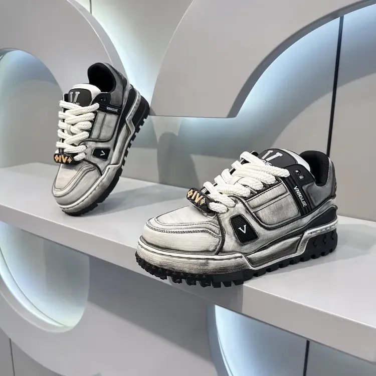 2025男鞋秋冬轻奢厚底增高网红潮流男生休闲板鞋运动时尚百搭潮鞋