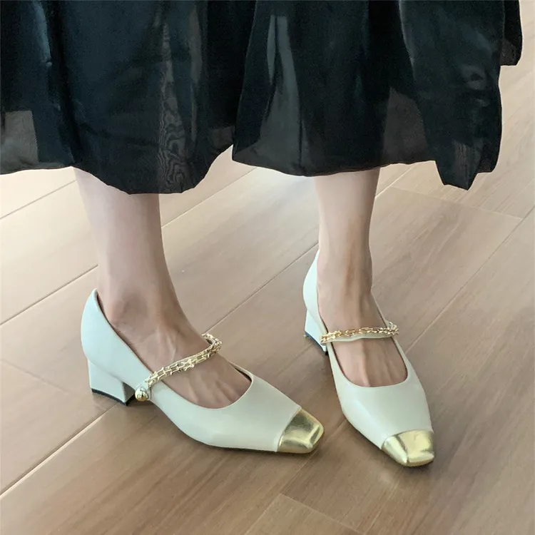 2024春夏季一字带扣玛丽珍鞋女粗跟浅口小香风配裙子方头中跟单鞋