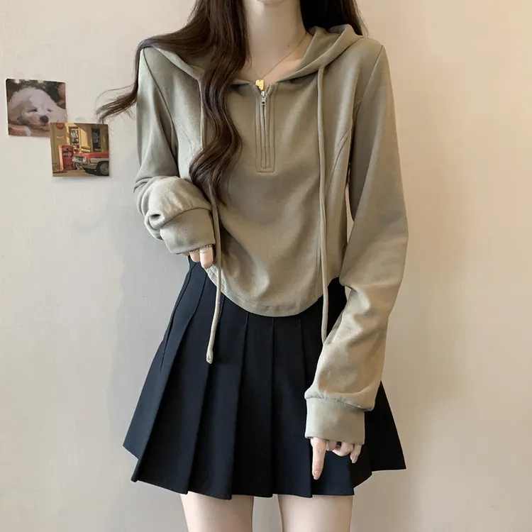 设计感半拉链长袖连帽卫衣春秋款大码女装胖mm显瘦不规则短款上衣