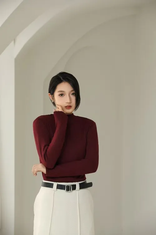 主播推荐女士7712款超柔半高领保暖上衣