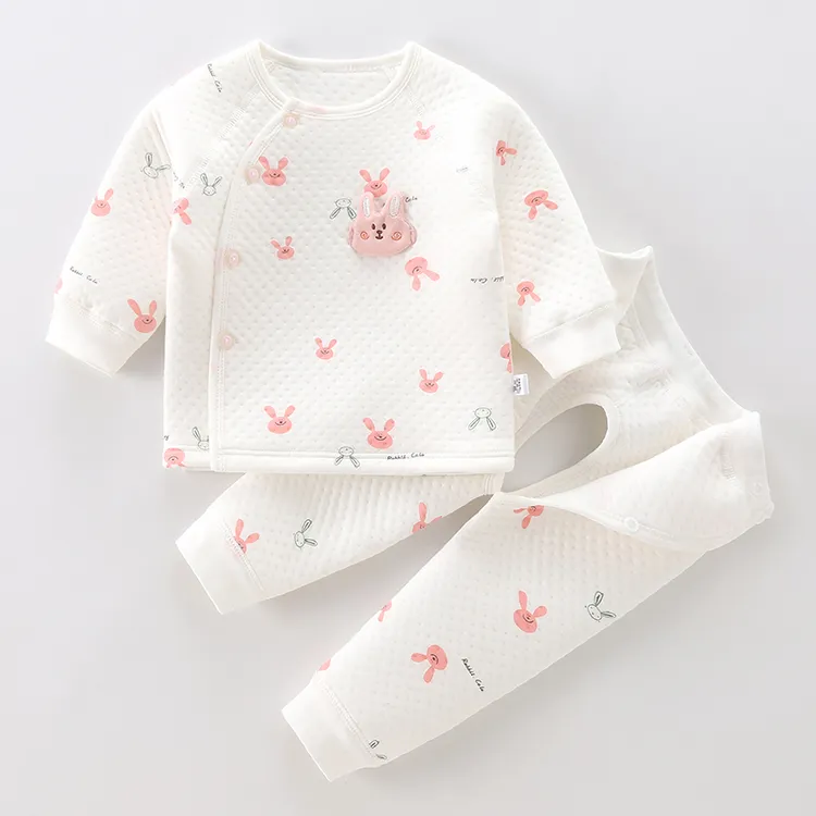 0-12个月宝宝秋冬分体套装衣服新生婴儿夹棉保暖长袖开裆裤子反季