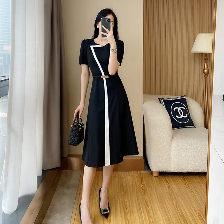 高贵上档次女装轻奢气质连衣裙夏高级感法式赫本风小黑裙长款裙子