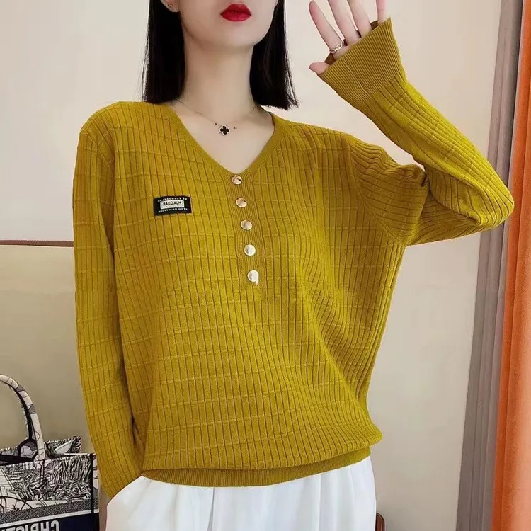 欧货新款秋冬打底衫女宽松显瘦百搭针织衫纯色单排扣V领上衣保暖