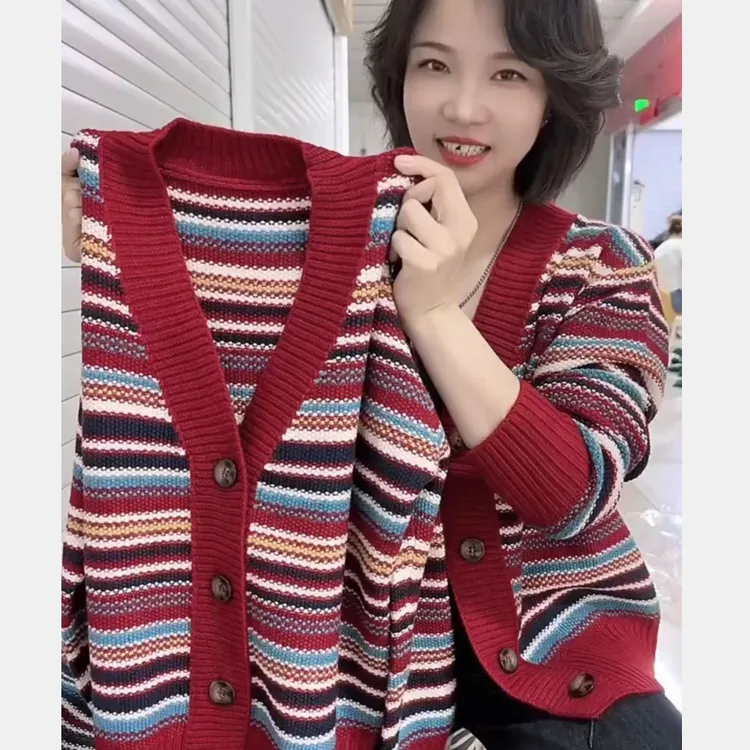 复古休闲针织开衫女红色秋冬彩条纹百搭宽松上衣妈妈毛衣外套网红