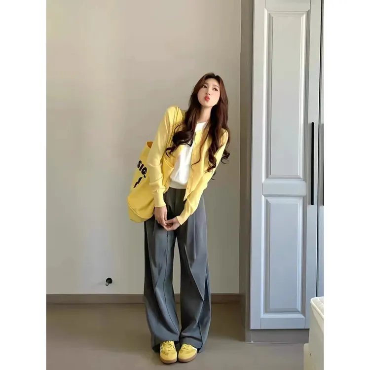 【现货】早秋软糯亲肤韩版宽松慵懒风时髦百搭打底针织开衫上衣