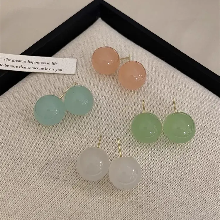 铜合金耳饰  春季清新果冻色2024新款圆珠耳钉女小众设计百搭耳环