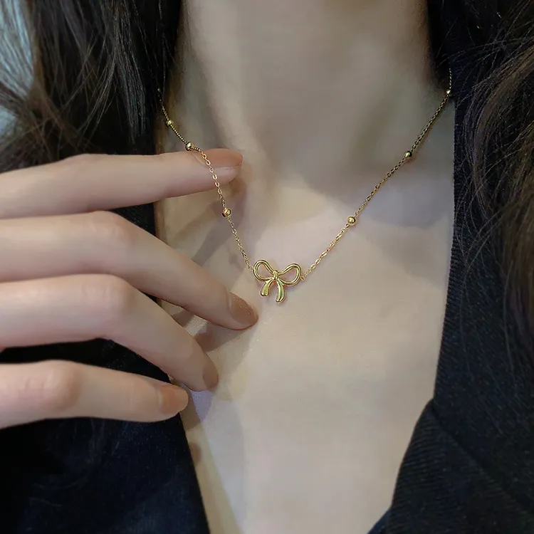 钛钢项链 蝴蝶结2024年新款配饰轻奢高级感锁骨链送女友礼物甜美