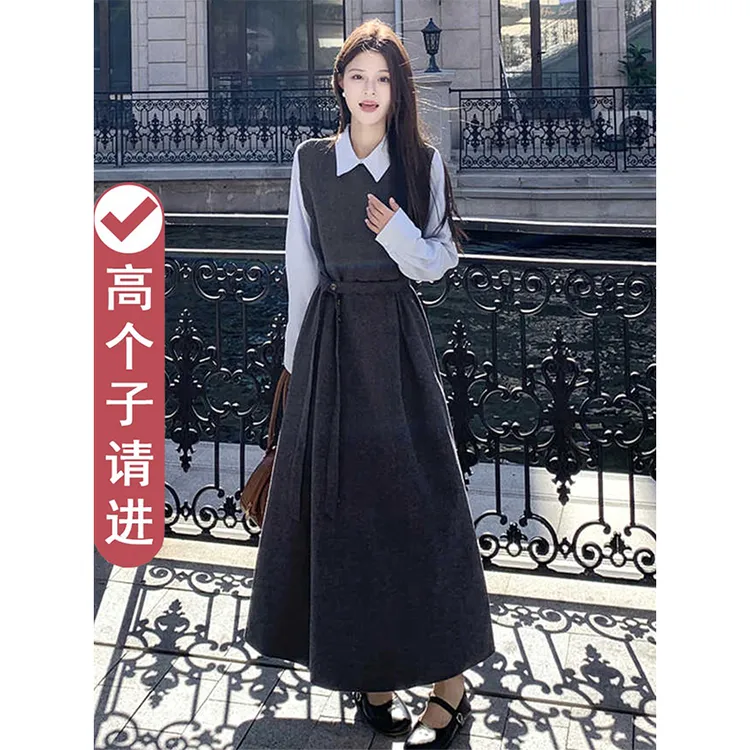 冬天配大衣的裙子真两件衬衫长裙入秋艺术生设计感穿搭呢料连衣裙
