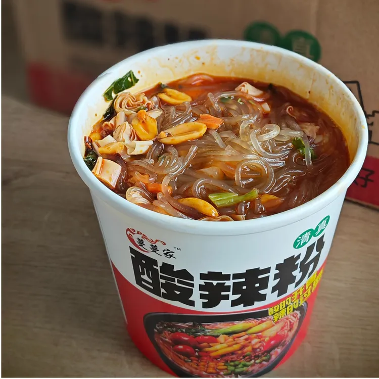 蔓蔓家精选酸辣粉 红薯粉冲泡型速食甄选123g*6桶一箱顺滑酸爽
