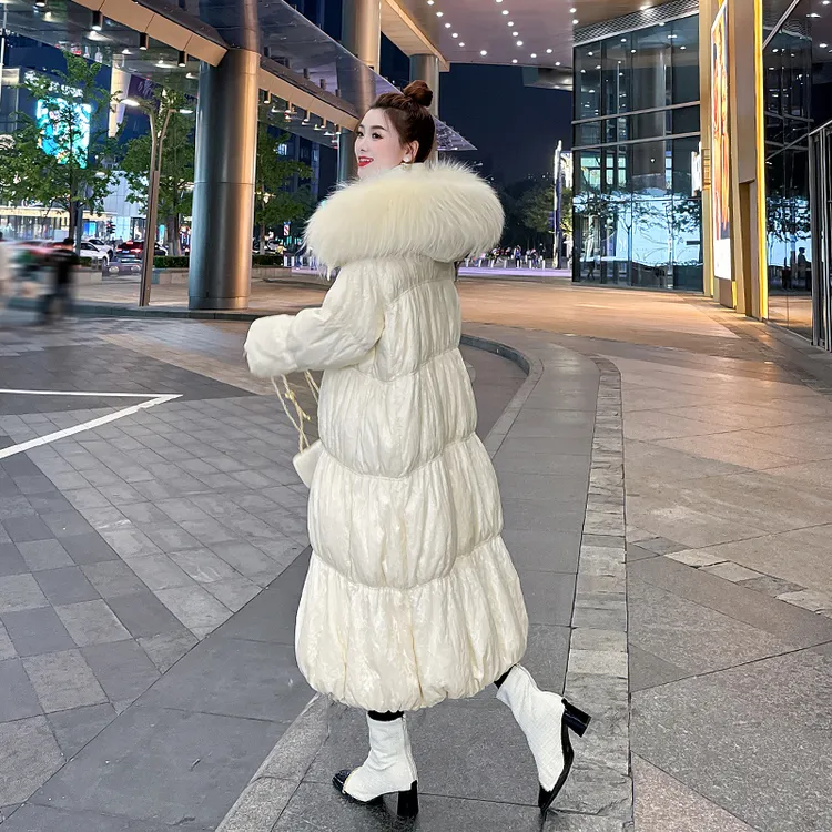 超大毛领羽绒服女长款2024冬新款韩版过膝收腰东北保暖外套白色
