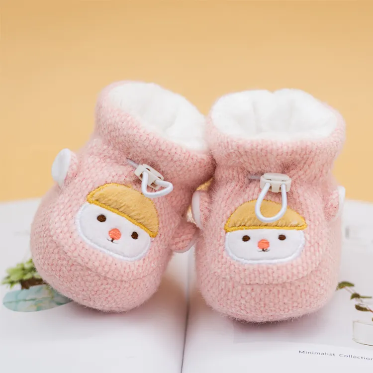 婴儿鞋秋冬季新生儿加绒加厚宝宝套脚鞋0-1岁软底护脚婴幼儿棉鞋