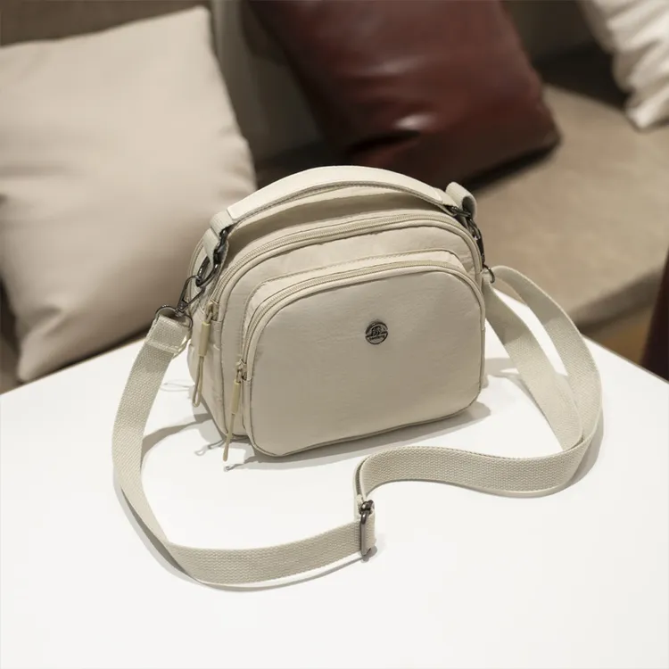 手提斜挎包2025新款百搭时尚小包包精致轻便多层大容量单肩手提包