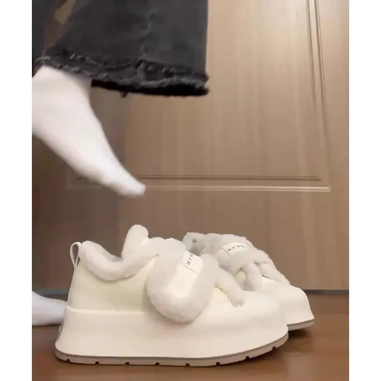 厚底板鞋女秋冬季运动鞋加绒加厚棉鞋白色魔术贴小白鞋增高面包鞋