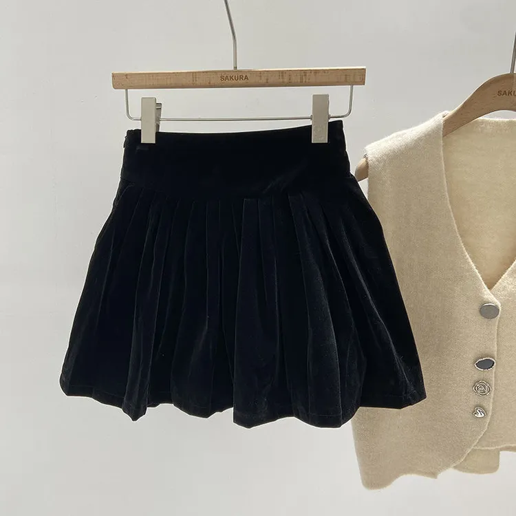黑色金丝绒半身裙女秋冬2025新款韩版高腰显瘦小个子a字蓬蓬短裙