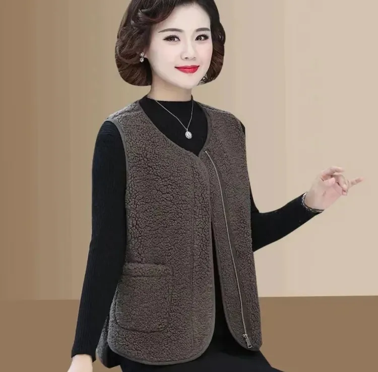 中老年妈妈装秋冬颗粒绒时尚背心皮毛一体时尚百搭洋气款马甲