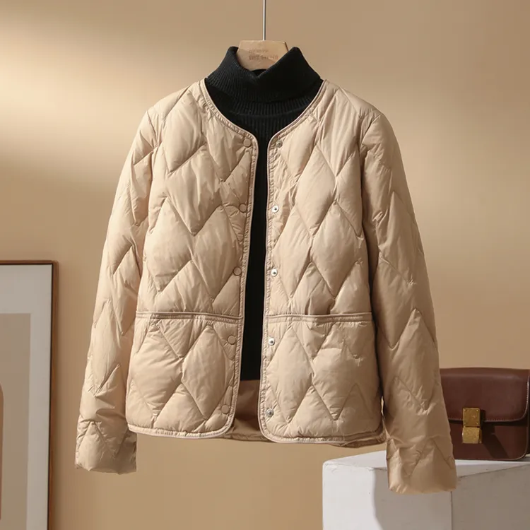 90白鸭绒轻薄羽绒服女短款2025秋冬新款超轻大衣内胆小个子外套潮