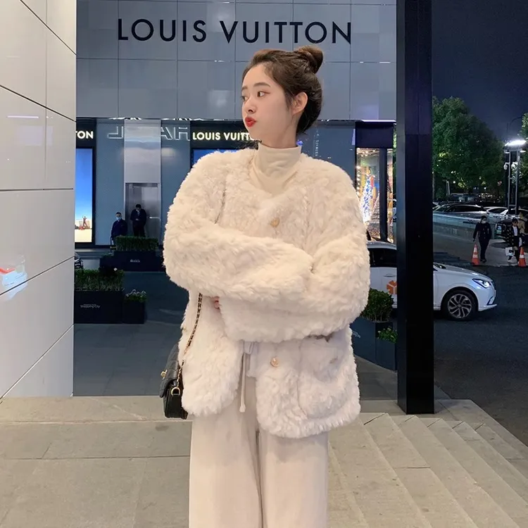 环保皮草小香风仿羊羔毛外套女2025秋冬季新款时尚加厚毛毛绒上衣