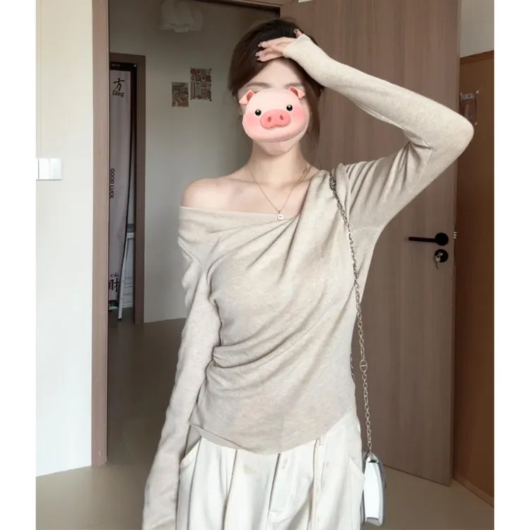 2025初早春新款修身法式不规则荡领扭结针织衫女气质内搭褶皱上衣