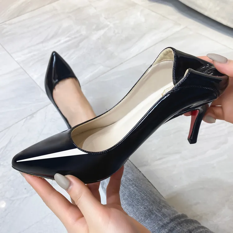 胖脚女鞋宽脚大码单鞋细跟工作鞋百搭职业尖头黑色浅口高跟鞋