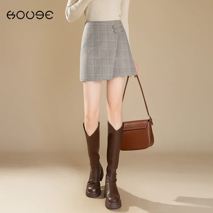 格子半身裙女秋冬2024年新款英伦风高腰a字裙格纹短裙小个子a型
