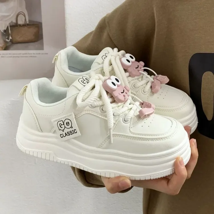 奶白松糕小白鞋女厚底秋季新款chic小众韩版丑萌面包鞋运动板鞋子