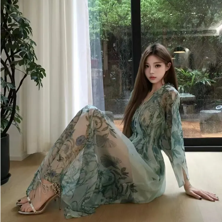 云边美衣部 辣妹名媛公主甜美风穿搭气质显瘦上衣套装连衣裙
