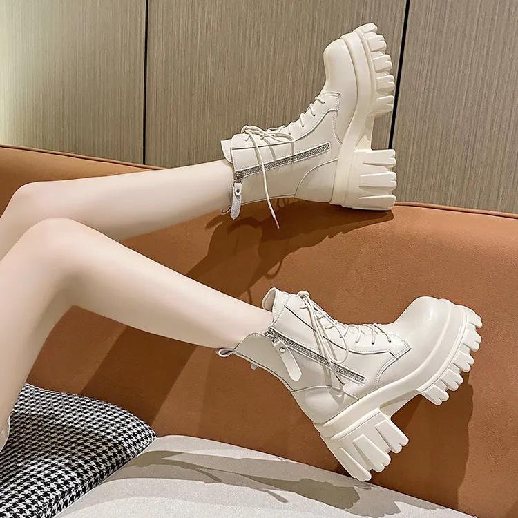 高跟短靴女靴子厚底2025新款秋冬加绒粗跟英伦风小个子增高马丁靴