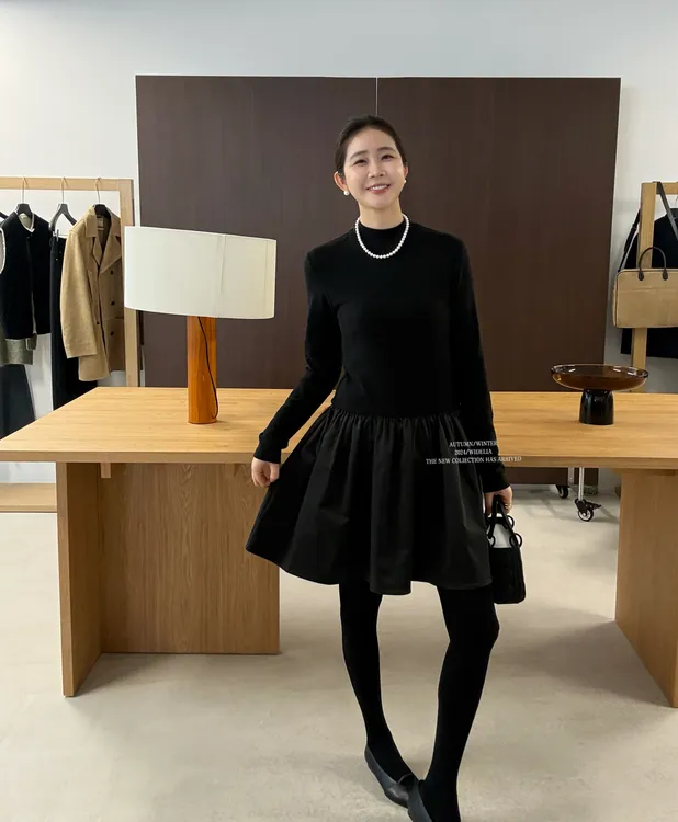 widelia立领打底衫拼接蓬蓬裙女9375秋冬新款黑色连衣裙显瘦气质