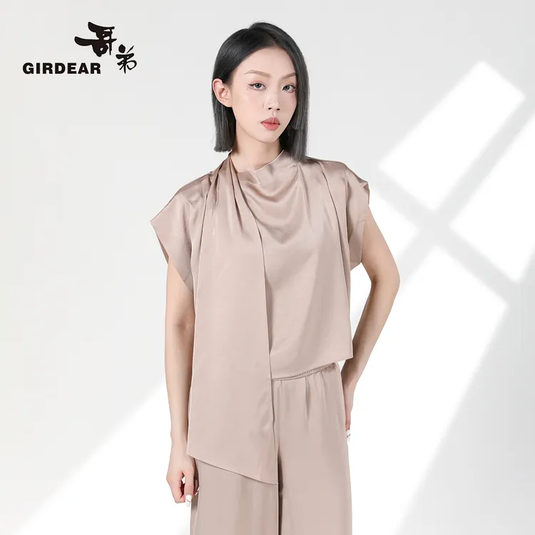 哥弟GIRDEAR夏季新款优雅气质质感飘带领蝙蝠袖衬衫上衣女1300963