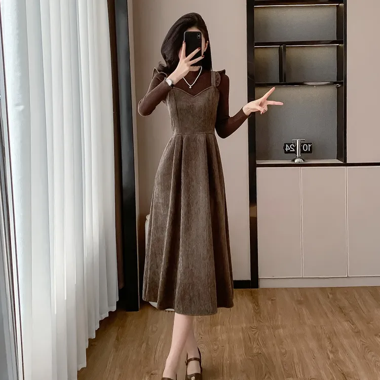 2024秋冬新款复古时尚名媛风背带连衣裙+针织毛衣两件套显瘦气质