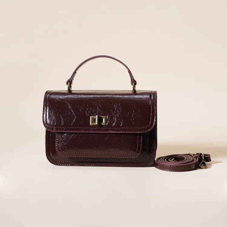 岩牛【小浩推荐】手提质感油蜡皮小方包锁扣百搭单肩斜挎女包YN3154