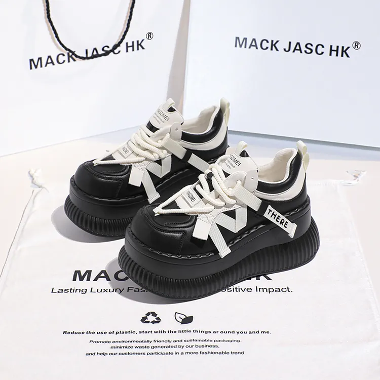 香港MACKJASCHK内增高老爹女2024春秋新款大头厚底小个子运动鞋女