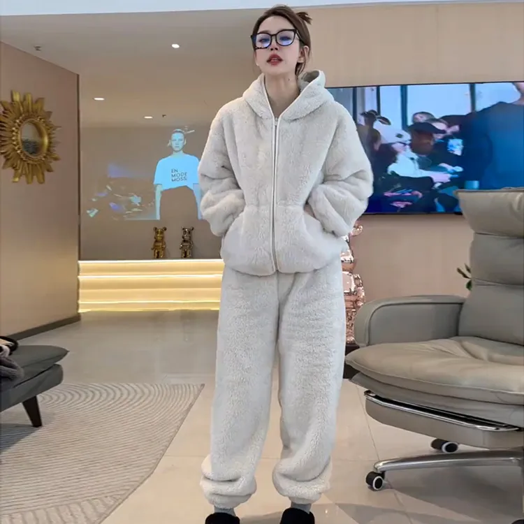 双面北极绒连帽睡衣女2025秋冬季加厚保暖珊瑚绒可外穿家居服套装