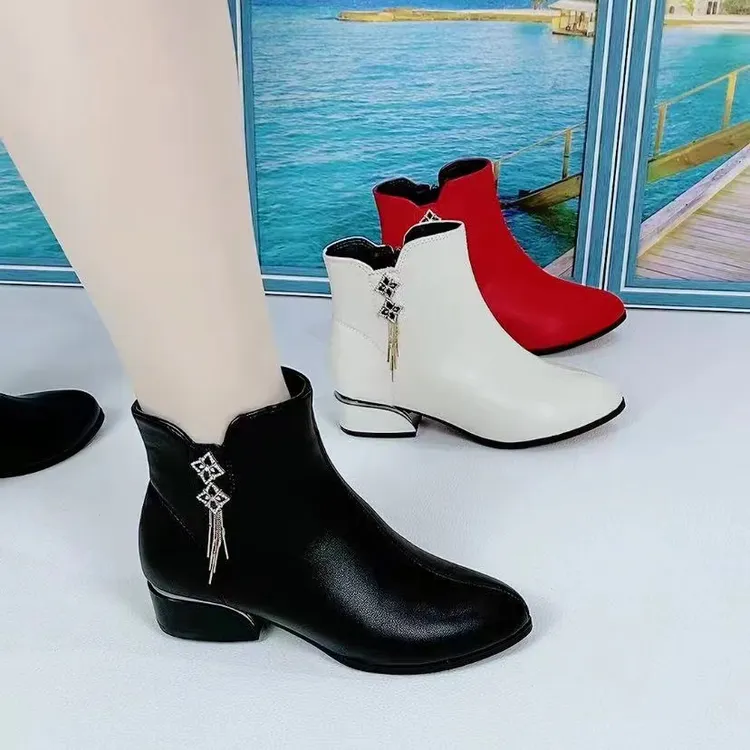 2024爆款2公分时尚流苏百搭加绒显瘦女小短靴3762