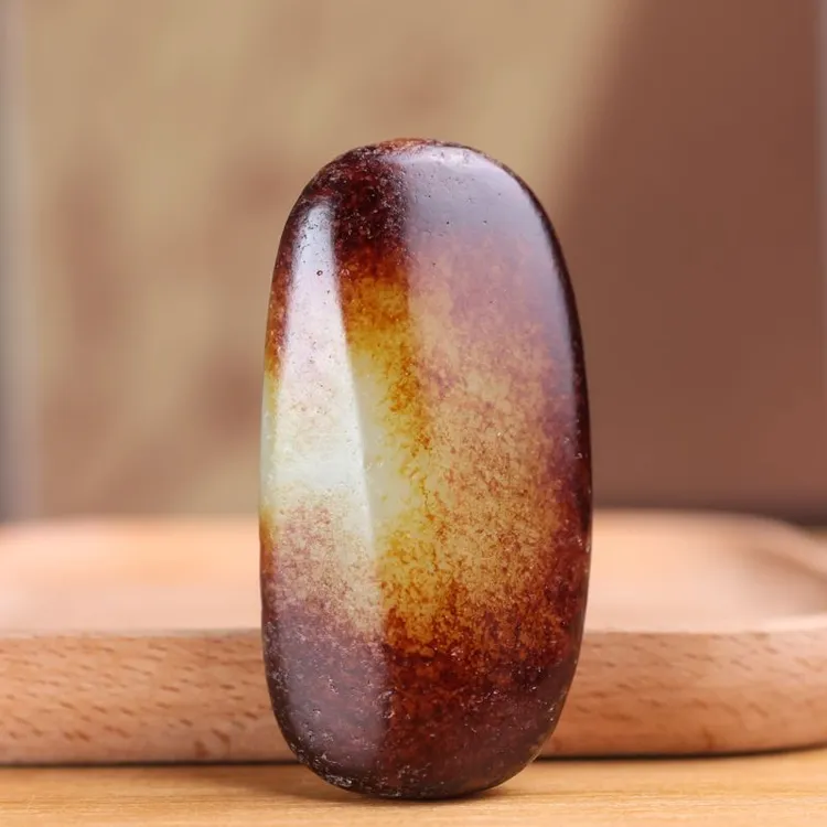 新疆和田玉红皮随形手把件男款黑皮手把件和田枣红皮手玩件带证书