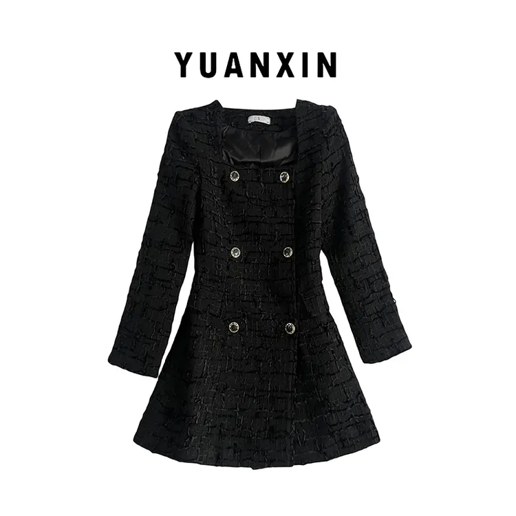 高级感法式赫本风粗花呢裙子显瘦小香风黑色长袖方领连衣裙女秋冬