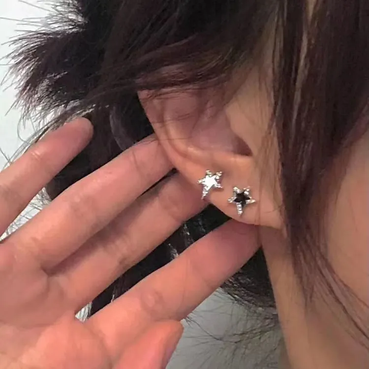 合金耳饰 925镀银五角星星耳钉女耳骨钉小众设计感百搭个性风耳环