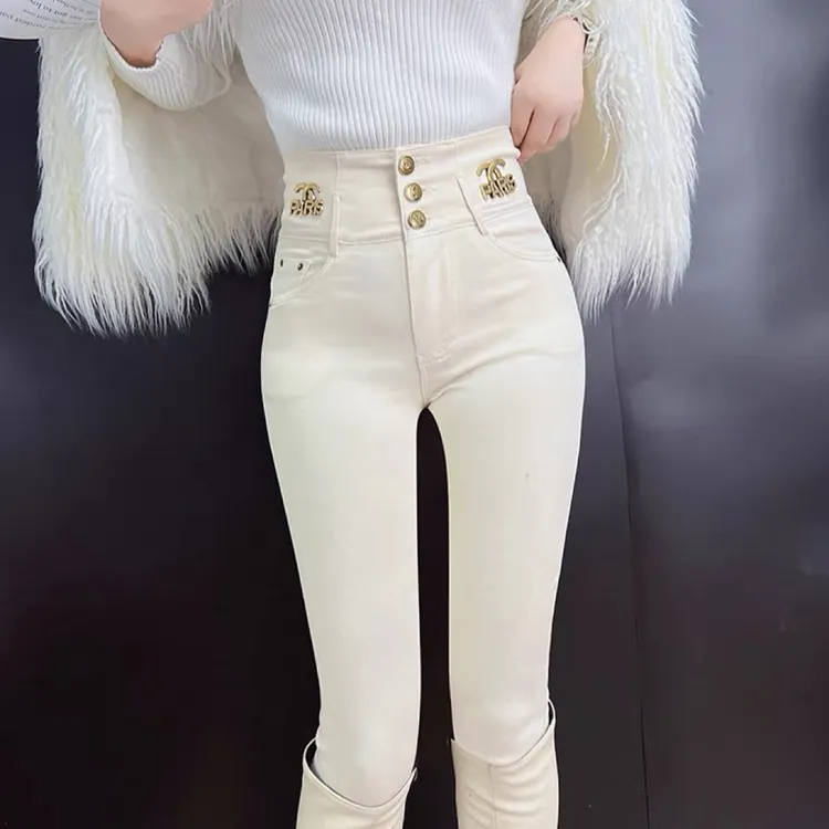 加绒米白色牛仔裤女春秋冬外穿2025新款高腰紧身小脚显瘦打底长裤