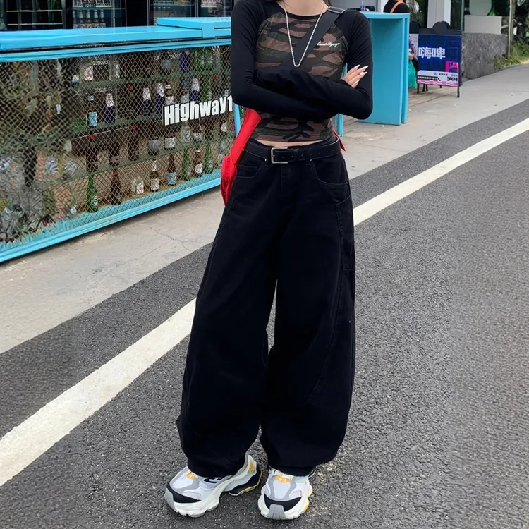 黑色复古高级感弯刀廓形阔腿牛仔裤美式休闲百搭宽松直筒镰刀裤子