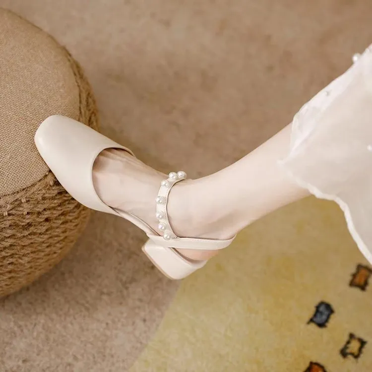 软皮包头凉鞋女2024年夏季新款法式粗跟女鞋一字式扣带仙女风凉鞋