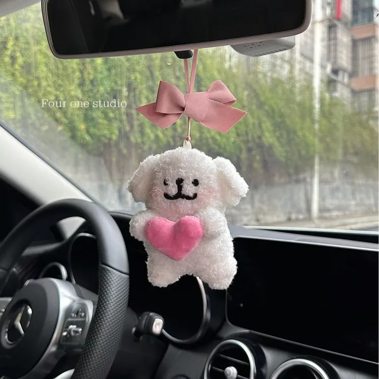 汽车车挂可爱微笑小狗车载挂件车载挂件后视镜吊坠装饰女生