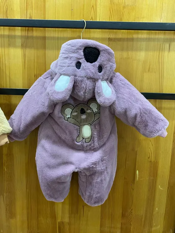 冬季毛绒加厚加宽卡通外出服连体衣