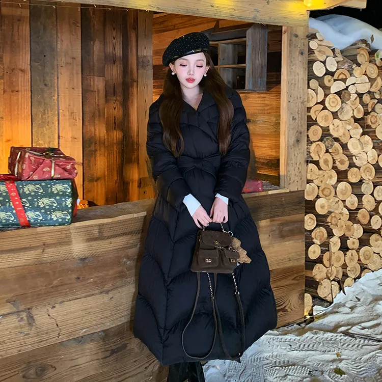 【黑标典藏】简约高级感翻领气质鹅绒服长款收腰外套26496